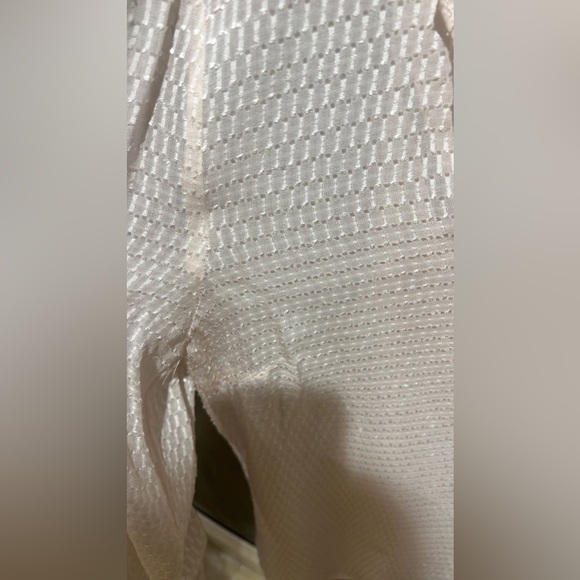 Scandinavian BAUM UND PFERDGARTEN Cream Textured Blouse |size 38 - Picture 7 of 9